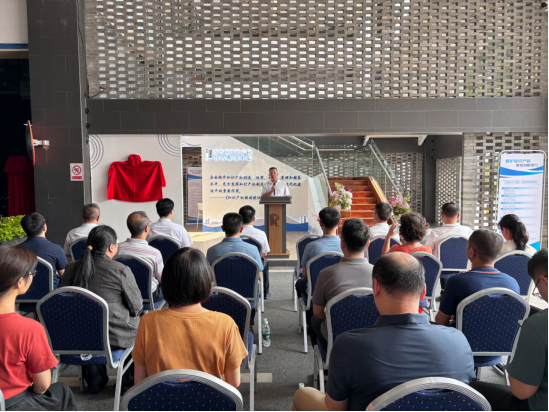 (三環(huán))荔灣區(qū):探索打造最小單位服務(wù)網(wǎng)點(diǎn) 推動(dòng)知識(shí)產(chǎn)權(quán)公共服務(wù)深入基層(20240913)1021.png (三環(huán))荔灣區(qū):探索打造最小單位服務(wù)網(wǎng)點(diǎn) 推動(dòng)知識(shí)產(chǎn)權(quán)公共服務(wù)深入基層(20240913)1021.png